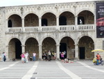 Ausflug Santo Domingo  Das Kolumbusmuseum Alcazar de Don Diego Colon in der Altstadt von Santo Domingo (DOM).